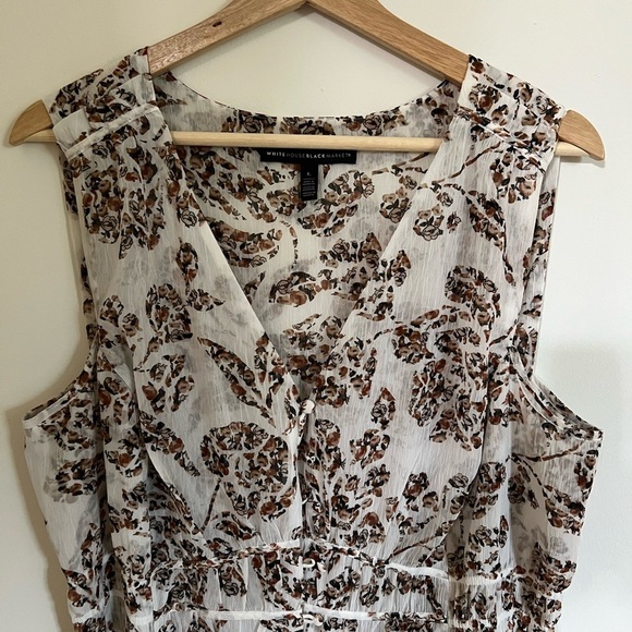 White House Black Market Floral Print Top - Picture 2 of 4